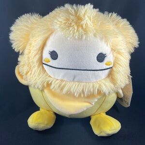 Squishmallows 8” and Nomi Banana